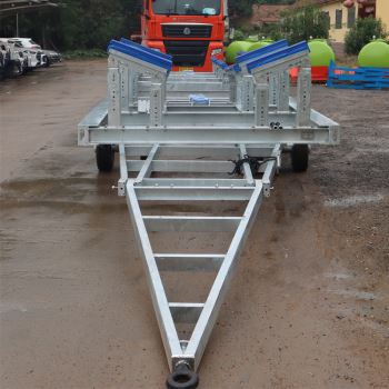 20吨船拖车底盘