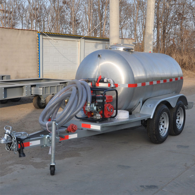 不锈钢水罐拖车 