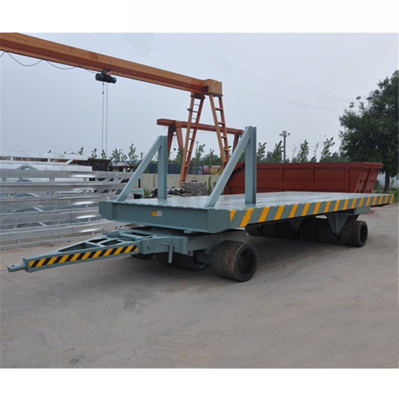 港口货物搬运平板车 