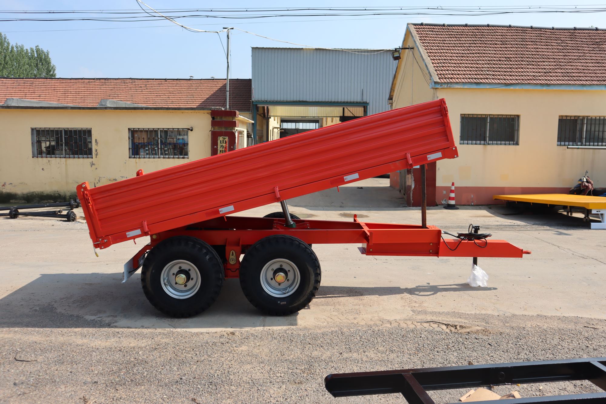 6吨自卸农用拖车 