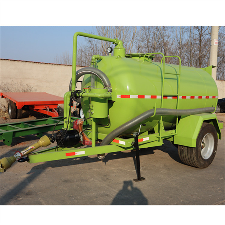 5吨液体喷撒罐拖车 