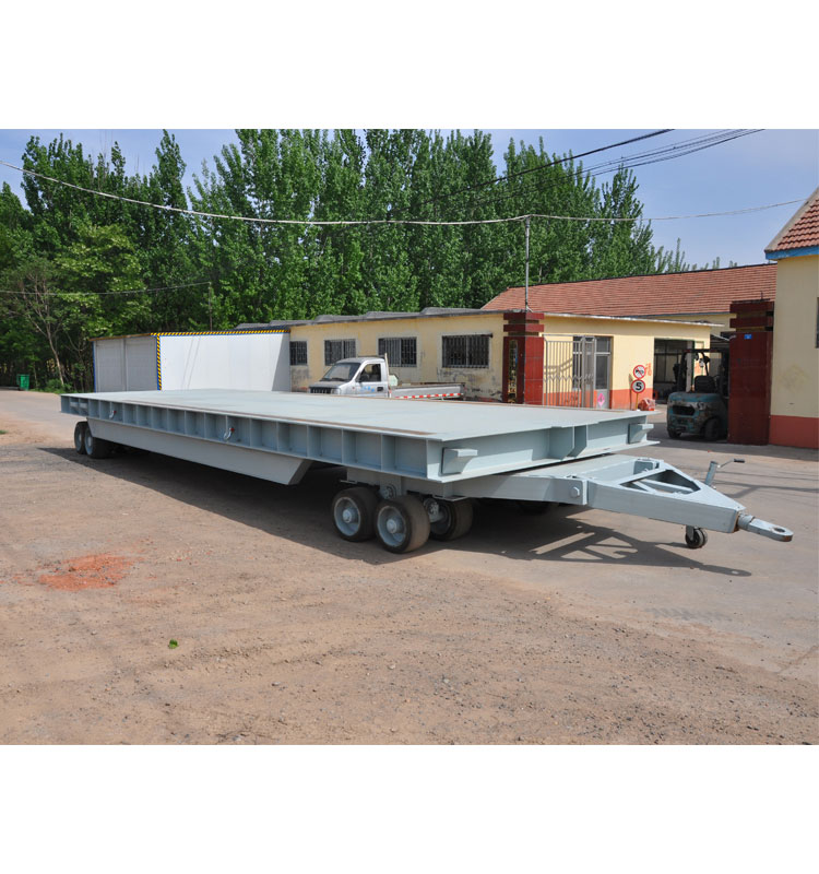 厂区内重型平板拖车 