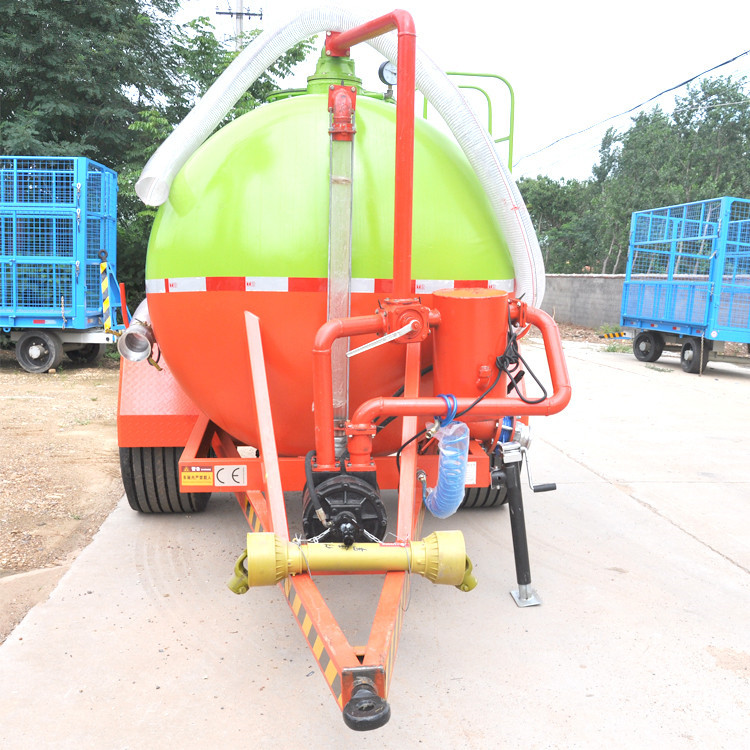 3-5吨污水罐拖车 